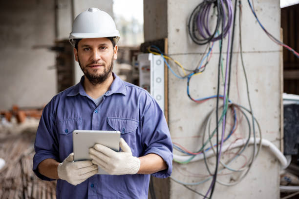 Best Affordable Electrician  in Cresco, IA